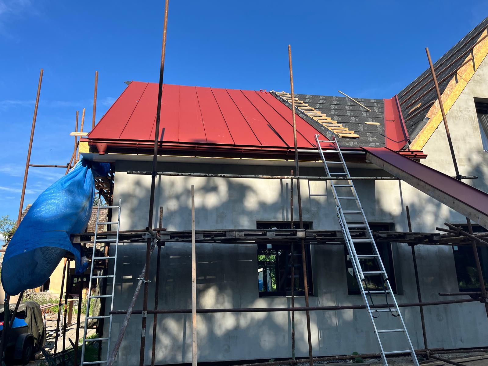 Detail dokončené střechy po renovaci